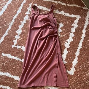 Kittenish - Elegant Mauve Sleeveless Dress